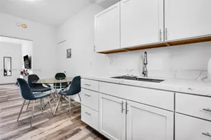 1009 Meridian Ave, Miami Beach, FL 33139 - Photo 11