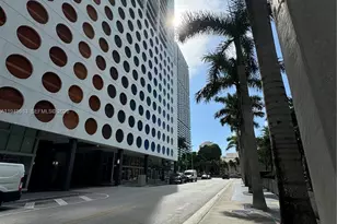 500 Brickell Ave, Miami, FL 33131 - Photo 19