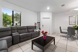 582 NE 207th St, Miami, FL 33179 - Photo 5