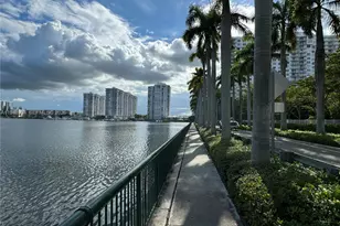 2851 NE 183rd St, Aventura, FL 33160 - Photo 47