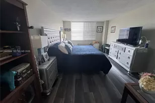 2851 NE 183rd St, Aventura, FL 33160 - Photo 23