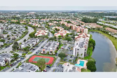 10155 NW 9th St Cir #4-401, Miami, FL 33172 - Photo 43