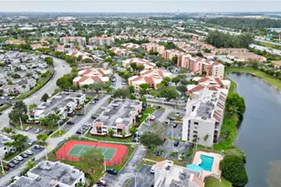 10155 NW 9th St Cir, Miami, FL 33172 - Photo 43