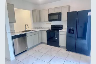 540 NE 5th Ln, Florida City, FL 33034 - Photo 5