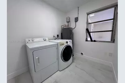 1706 N 45th Ave #1, Hollywood, FL 33021 - Photo 15