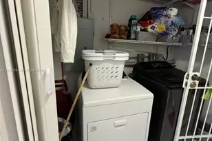 3551 Palm Ave, Hialeah, FL 33012 - Photo 13