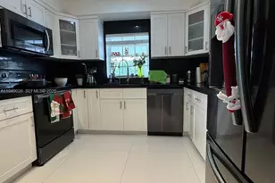 3551 Palm Ave, Hialeah, FL 33012 - Photo 11