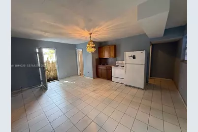 8201 NW 5th Ct #BACK, Miami, FL 33150 - Photo 3