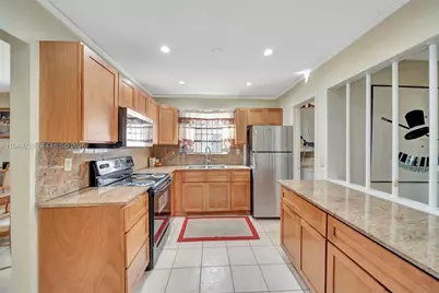 244 NW 43rd St, Miami, FL 33127 - Photo 5