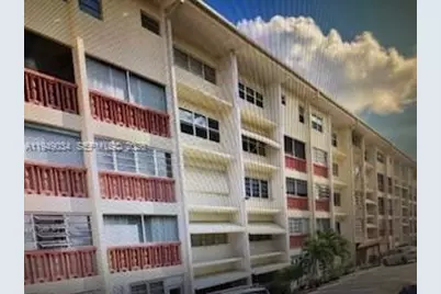 215 SE 3rd Ave #307B, Hallandale Beach, FL 33009 - Photo 1