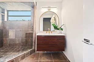 3076 McDonald St, Miami, FL 33133 - Photo 13