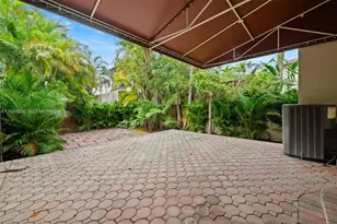 3076 McDonald St, Miami, FL 33133 - Photo 19