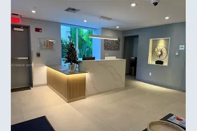 225 Collins Ave #6J, Miami Beach, FL 33139 - Photo 11