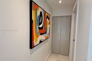 225 Collins Ave, Miami Beach, FL 33139 - Photo 27