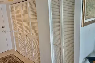 11111 Biscayne Blvd, Miami, FL 33181 - Photo 13