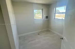 11832 SW 212th St, Miami, FL 33177 - Photo 7