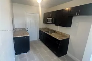 11832 SW 212th St, Miami, FL 33177 - Photo 3