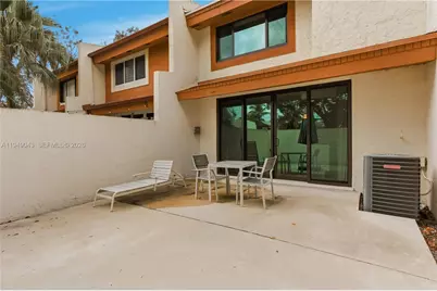 7707 SW 105th Pl, Miami, FL 33173 - Photo 5