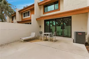 7707 SW 105th Pl, Miami, FL 33173 - Photo 5