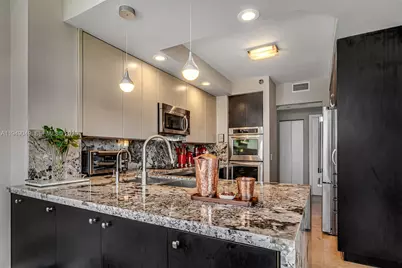 21150 Point Pl #702, Aventura, FL 33180 - Photo 17