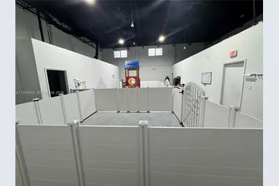 8347 NW 36th St, Doral, FL 33166 - Photo 13