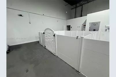 8347 NW 36th St, Doral, FL 33166 - Photo 21