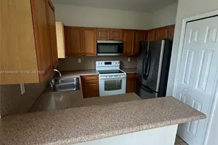 1440 SE 24th Ct, Homestead, FL 33035 - Photo 3