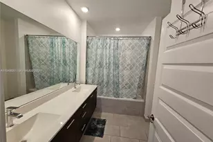 4670 NW 84th Ave, Doral, FL 33166 - Photo 11
