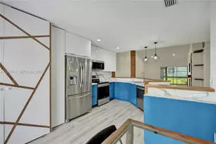 155 Love Crescent, Royal Palm Beach, FL 33411 - Photo 3