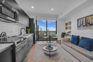 398 NE 5th St, Miami, FL 33132 - Photo 5