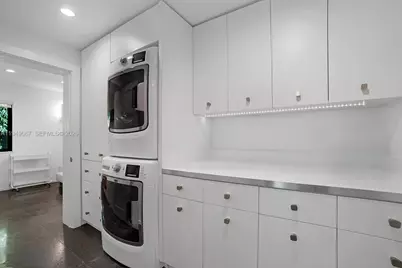 6840 Sunrise Pl, Coral Gables, FL 33133 - Photo 31