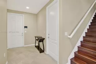 5208 Falcon Trl, Davie, FL 33314 - Photo 5