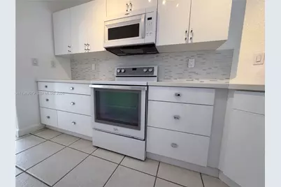 3523 SW 169th Ter, Miramar, FL 33027 - Photo 13