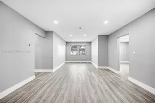 645 NE 149th St, Miami, FL 33161 - Photo 41