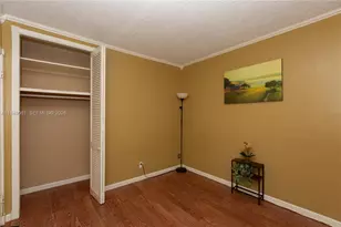 7401 Pines Blvd, Pembroke Pines, FL 33024 - Photo 25