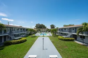 7401 Pines Blvd, Pembroke Pines, FL 33024 - Photo 27