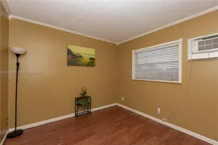 7401 Pines Blvd, Pembroke Pines, FL 33024 - Photo 23