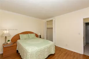 7401 Pines Blvd, Pembroke Pines, FL 33024 - Photo 17