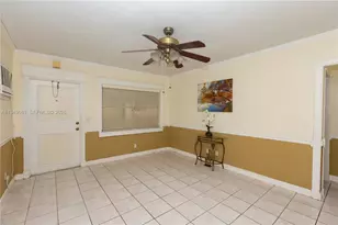 7401 Pines Blvd, Pembroke Pines, FL 33024 - Photo 11