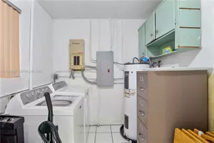 1231 NW 88th St, Miami, FL 33147 - Photo 17