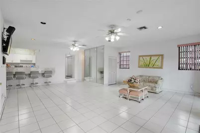 1231 NW 88th St, Miami, FL 33147 - Photo 21