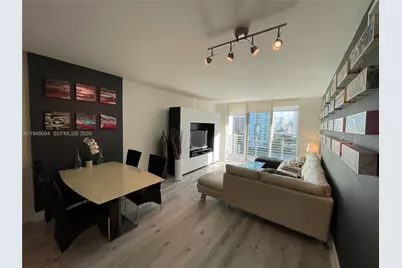 325 S Biscayne Blvd #1115, Miami, FL 33131 - Photo 9