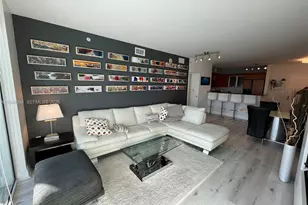 325 S Biscayne Blvd, Miami, FL 33131 - Photo 5