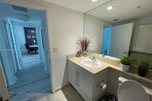 325 S Biscayne Blvd, Miami, FL 33131 - Photo 21