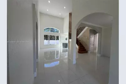 364 SW 188th Ave, Pembroke Pines, FL 33029 - Photo 9