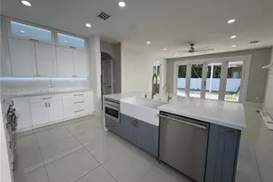 364 SW 188th Ave, Pembroke Pines, FL 33029 - Photo 53