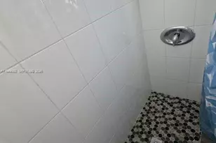 7638 N Miami Ave, Miami, FL 33150 - Photo 3