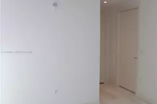 300 Biscayne Blvd Way, Miami, FL 33131 - Photo 11