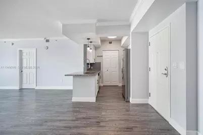 2000 N Bayshore Dr #1105, Miami, FL 33137 - Photo 9