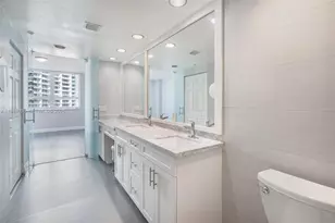 2000 N Bayshore Dr, Miami, FL 33137 - Photo 27